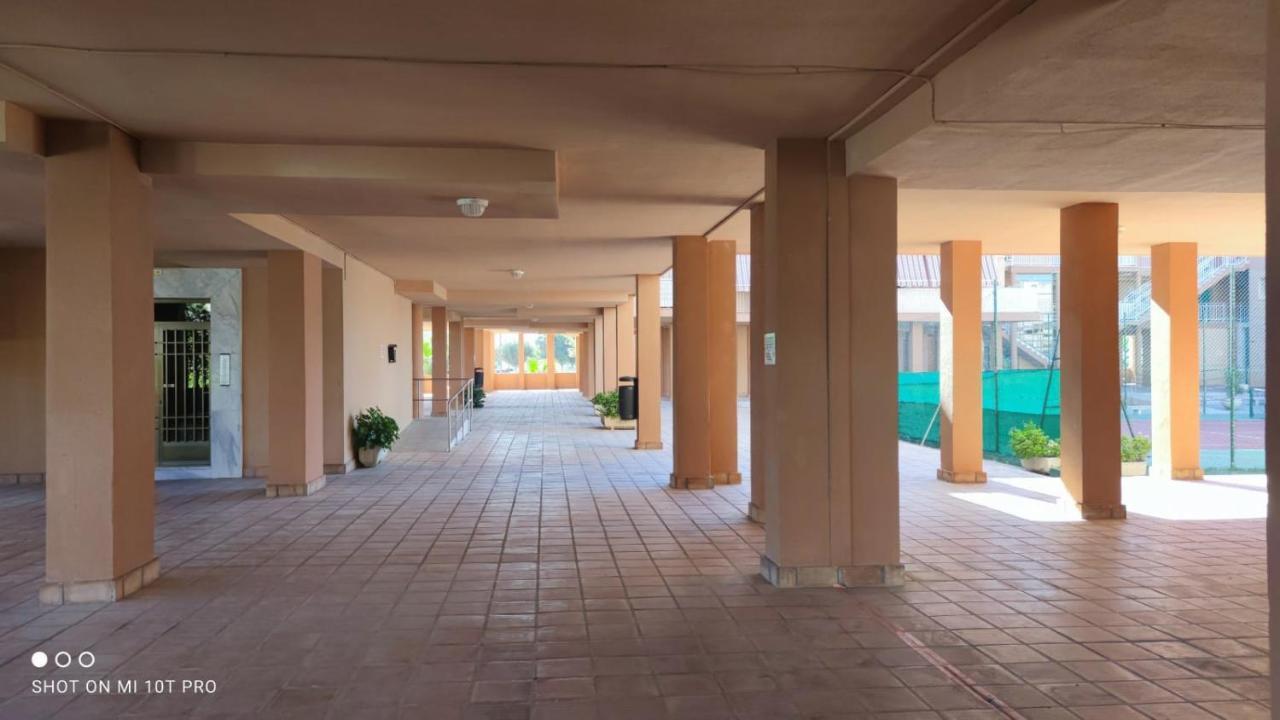 Salobrena - Primera Linea De Playa Junto Al Paseo Maritimo Buitenkant foto